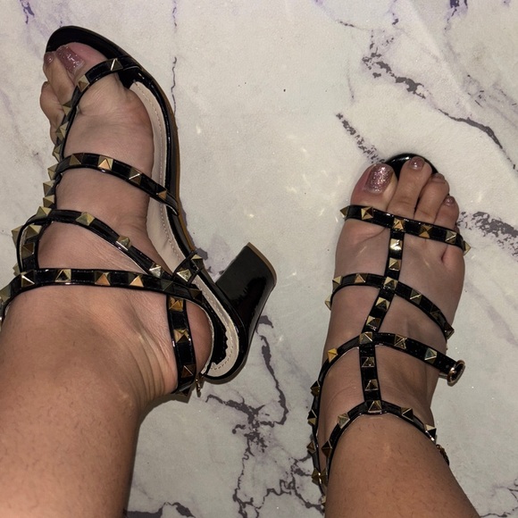 Black Studded Women's Sandals - Picture 4 of 8
